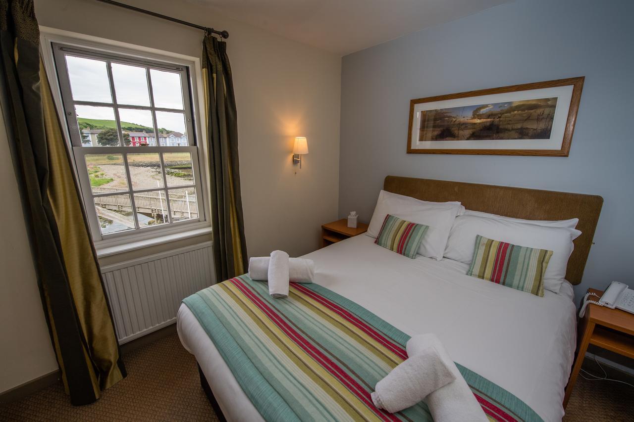 Monachty Otel Aberaeron Dış mekan fotoğraf